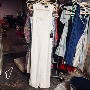 Lulu’s long pantsuit